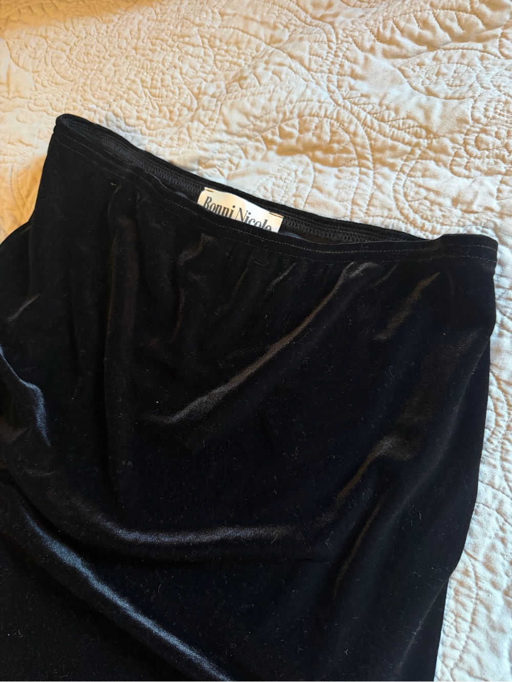 Vtg Ronni Nicole Black Velvet Maxi Skirt with high dual leg slits - Picture 3 of 6